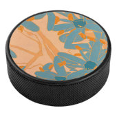 Contemporary Leaf Design in Peach Eishockey Puck (3/4)