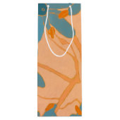 Contemporary Leaf Design in Peach Geschenktüte Für Weinflaschen (Rückseite)