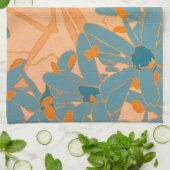 Contemporary Leaf Design in Peach  Geschirrtuch (Gefaltet)