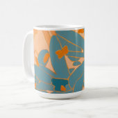 Contemporary Leaf Design in Peach Label Kaffeetasse (Vorderseite Links)