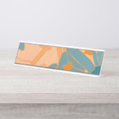 Contemporary Leaf Design in Peach Schreibtischnamensplakette (Vorderseite )
