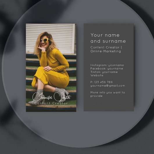 Content Creator fügt Ihre Foto Business Card hinzu Visitenkarte