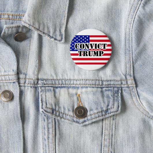 CONVICT TRUMP American Flag Button (Beispiel)