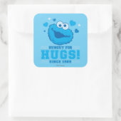 Cookie Monster Hugs Quadratischer Aufkleber (Tasche)