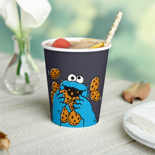 Cookie Monster isst alle Kekse Pappbecher (In Situ)