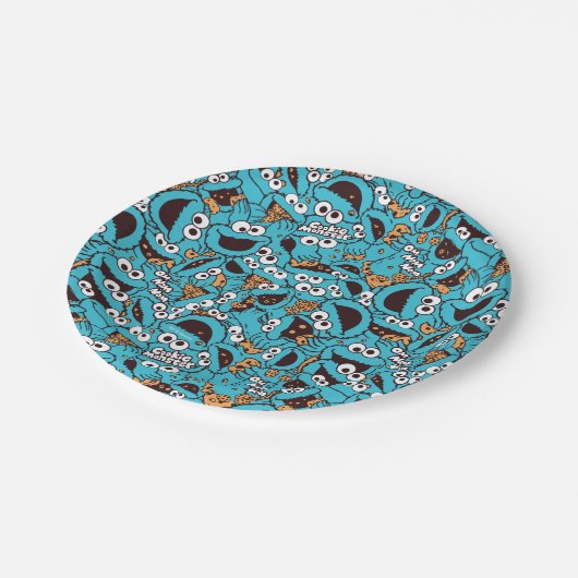 Cookie Monster | Nom Nom Nom Muster Pappteller (Schrägansicht)