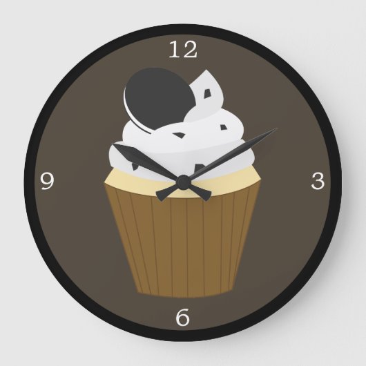 Cookies und Creme Cupcake Große Wanduhr (Vorderseite)
