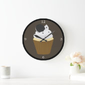 Cookies und Creme Cupcake Große Wanduhr (Zuhause)