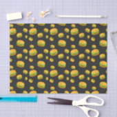Cool and fun yummy burger pattern dark gray seidenpapier (Handwerk)