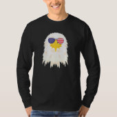 Cool Bald Adler mit US-Flaggensonnenbrille T-Shirt (Vorderseite)