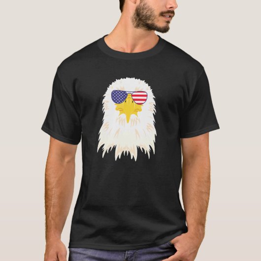 Cool Bald Adler mit US-Flaggensonnenbrille T-Shirt (Vorderseite)