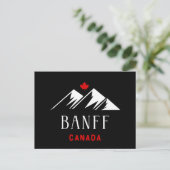 Cool Banff Canada Mountains Maple Leaf Dunkle Farb Postkarte (Stehend Vorderseite)