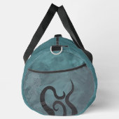 Cool Black and Blue Kraken aus den Tiefen Duffle Bag (Rechts)