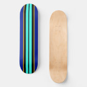 Cool Black Bright Aqua Royal Blue Racing Streifen Skateboard (Vorderseite)