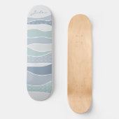 Cool blaugrüne Streifen Abstrakte Waves Name Skateboard (Vorderseite)