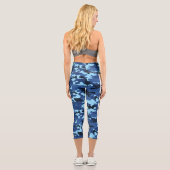 Cool Blue Camouflage PERSONALIZE Capri Leggings (Rückseite)