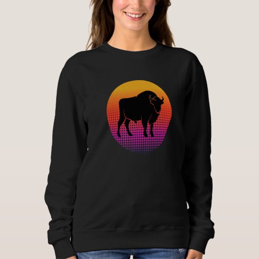 Cool Bull Cattle Animal Silhouette Farm Animal at Sweatshirt (Vorderseite)