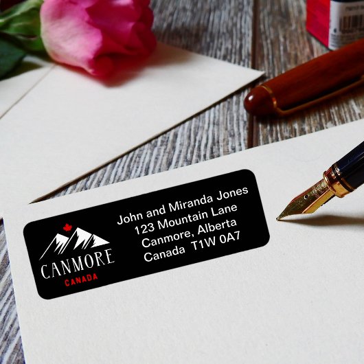 Cool Canmore Kanada-Berge Ahornblätterblättern Dun