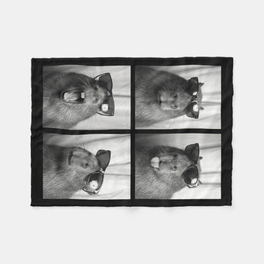 Cool Capybara With Sungles Photobooth Funny Rodent Fleecedecke (Vorderseite (Horizontal))