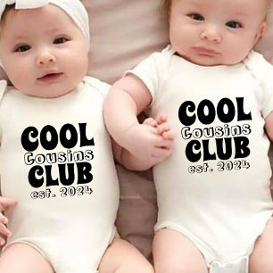Cool Cousins Club est 20XX Baby Strampler