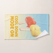 Cool Down Mode On: Iron T & Bunny Girl Popsicles Badhandtuch Set (Handtuch)