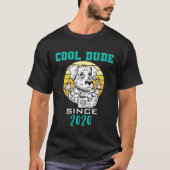 Cool dude since 2020 T-Shirt (Vorderseite)