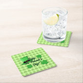 Cool fun Green top hat Shamrocks Patricks Day Rechteckiger Pappuntersetzer (Vor Ort)