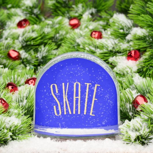 Cool Fun SKATE Text Vivid Royal Blue Background Schneekugeln (Weihnachten)