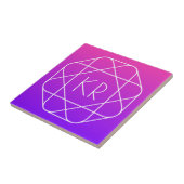 Cool Geometrisches Monogramm | Magenta Lila Violet Fliese (Seite)