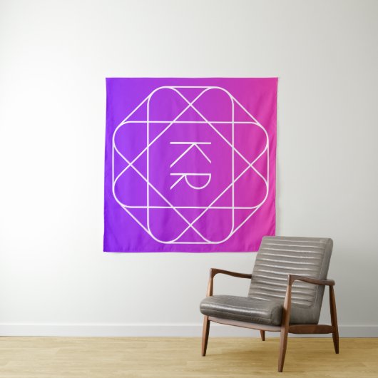 Cool Geometrisches Monogramm | Magenta Lila Violet Wandteppich (Beispiel (Horizontal))