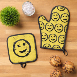 Cool Gesellig Lächelndes Gesichtsmuster gelb Ofenhandschuh & Topflappen-Set