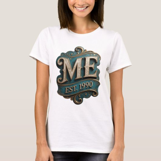 Cool Gold ME EST 1990 Textdesign T-Shirt (Vorderseite)