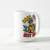 Cool Pine Hot Sun Retro Pineapple Summer Vibes Kaffeetasse (VorderseiteRechts)