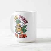 Cool Pine Hot Sun Retro Pineapple Summer Vibes Kaffeetasse (Vorderseite Links)
