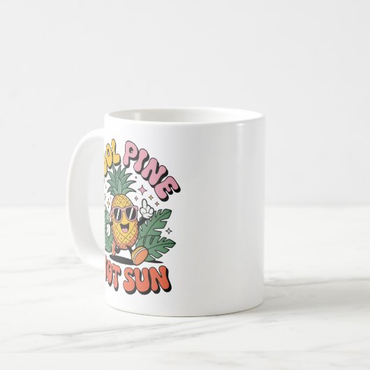 Cool Pine Hot Sun Retro Pineapple Summer Vibes Kaffeetasse (Vorderseite Links)