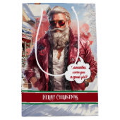 Cool Santa Claus Gift Bag Custom Name Keepsake Mittlere Geschenktüte (Vorderseite)