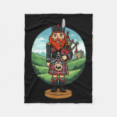 Cool Scottish Nutcracker Bagpes  Fleecedecke (Vorderseite)