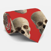 Cool Skulls Party Krawatte durch Schaufenster (Gerollt)