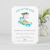 Cool Surfhai Geburtstagspartei Einladung (Stehend Vorderseite)