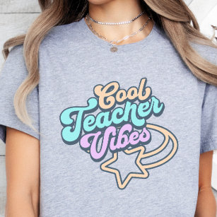 Cool Teacher Vibes Retro Styling-Geschenk T-Shirt