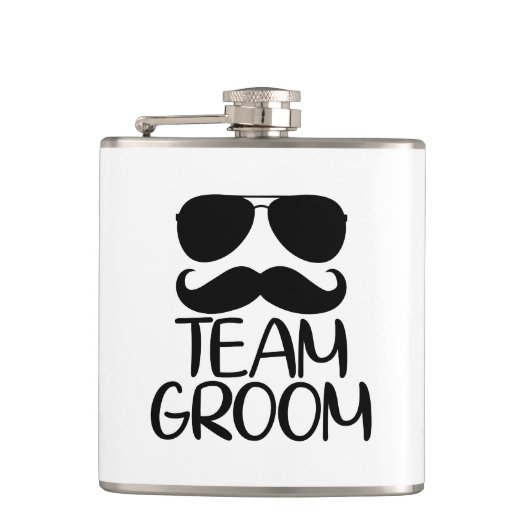 Cool Team Groom word art Wedding  Flachmann (Vorderseite)