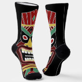 Cool Tiki Totems individuelle Name Socken (Gewinkelt)