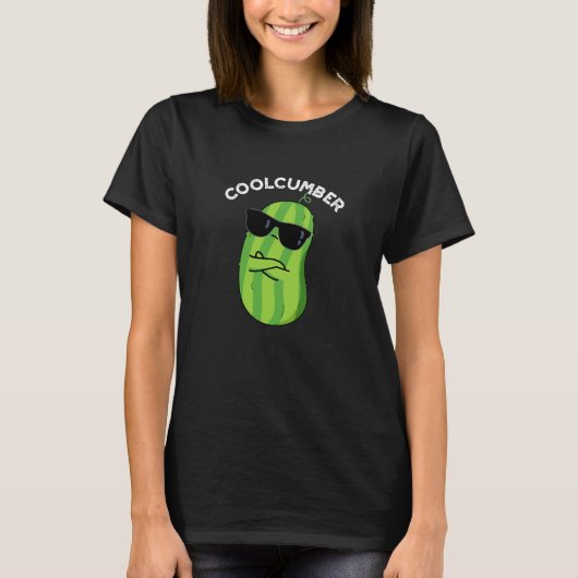 Coolcumber Funny Veggie Cucumber Pun Dark BG T-Shirt (Vorderseite)