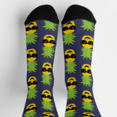 Coole Ananas im Sommer in Sonnenbrille Socken (Oben)
