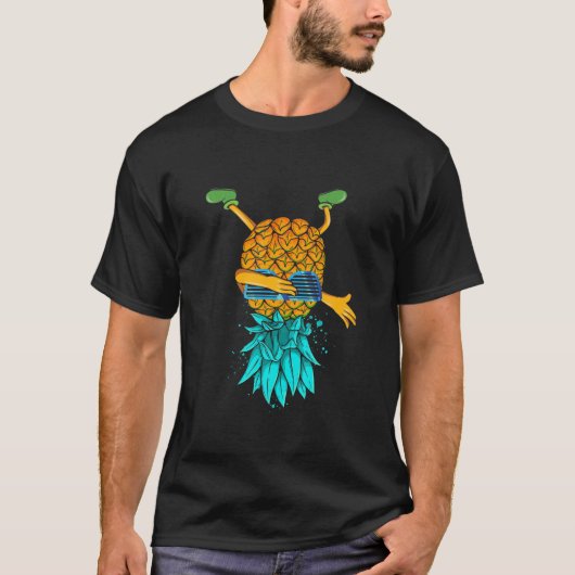 Coole Ananas mit Sonnenbrillen-Swinger T-Shirt (Vorderseite)