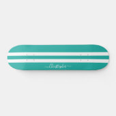 Coole Aquamarine Streifen Skater Monogramm Skateboard (Horizontal)