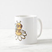 Coole Biene auf einer Margerite Kaffeetasse (VorderseiteRechts)