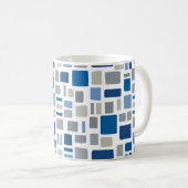 Coole blaue und graue Farben Wonky Quadrate & Rech Kaffeetasse (VorderseiteRechts)