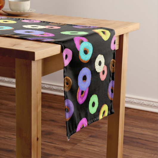 Coole, bunte Donuts schwarz Kurzer Tischläufer (Beispiel)