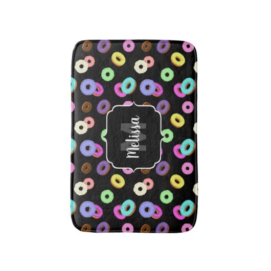 Coole, bunte Donuts schwarze Monogramm Badematte (Vorderseite Vertikal)